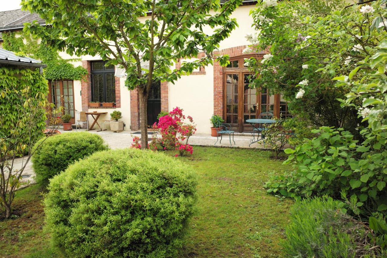 Les Crepinieres Bed and Breakfast Σαρτρ Εξωτερικό φωτογραφία